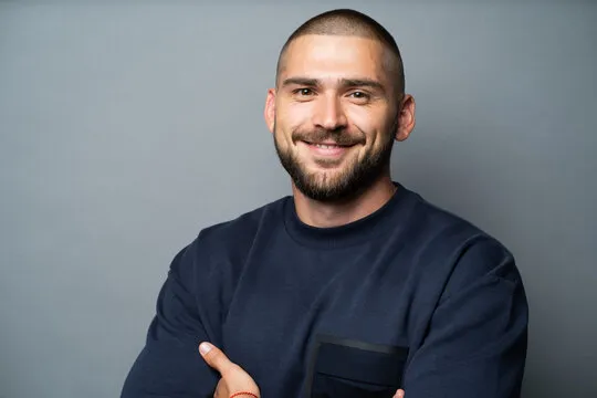 客服与合规支持形象照